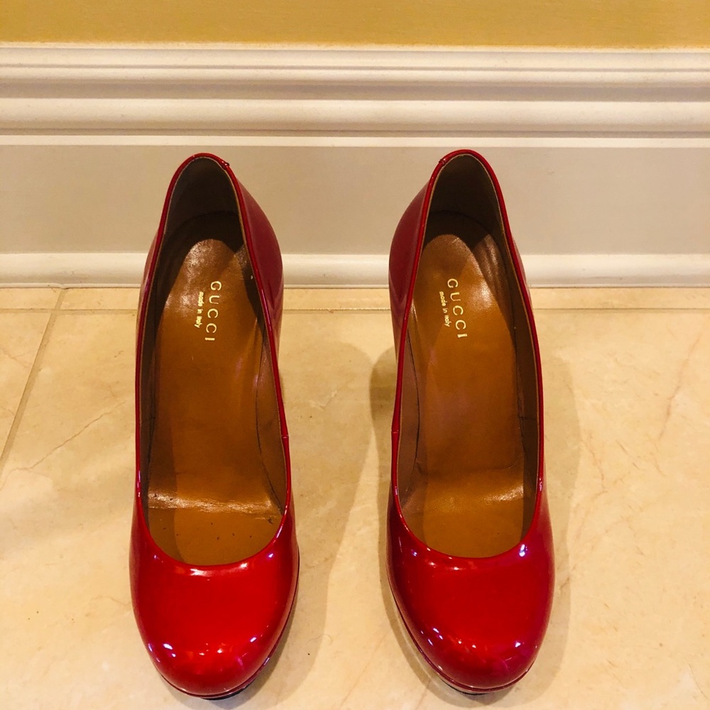 Gucci heels